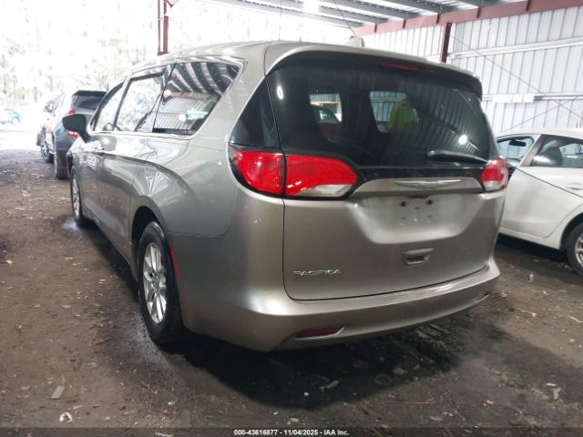 2017 CHRYSLER PACIFICA 2C4RC1CG9HR633627 Photo 2