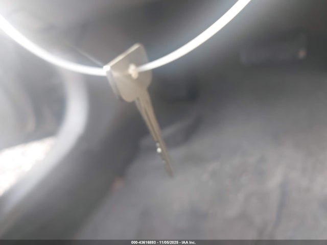 2001 TOYOTA COROLLA 2T1BR12E01C504200 Photo 10