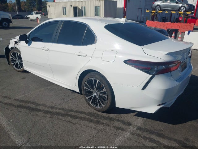 4T1G11AK5MU426018 Toyota CAMRY SE