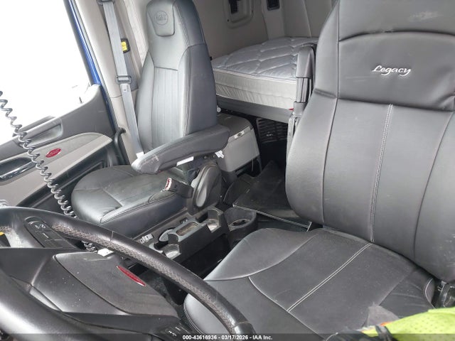 Продажа на аукционе авто 2025 Peterbilt 567, vin: 1XPCD49X8SD699574, номер лота: 43616936