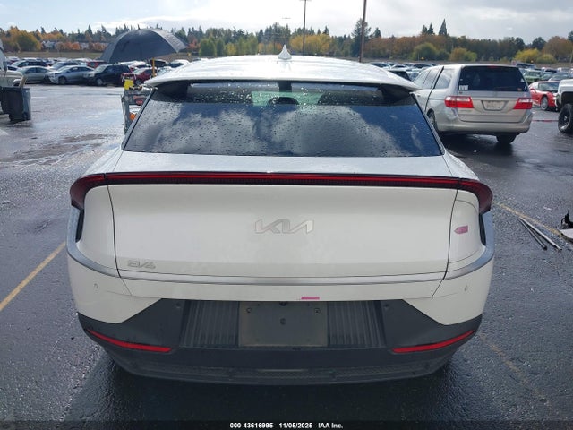 KNDC3DLC4R5188006 KIA Ev6 Light Long Range