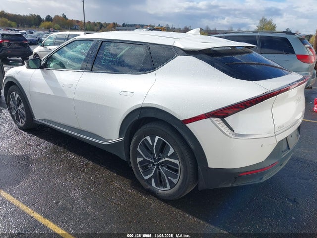 KNDC3DLC4R5188006 KIA Ev6 Light Long Range