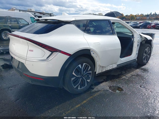 KNDC3DLC4R5188006 KIA Ev6 Light Long Range