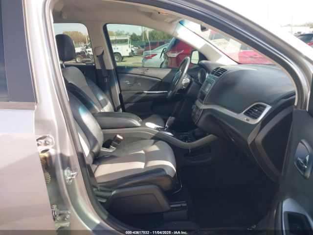 2016 DODGE JOURNEY 3C4PDCBB8GT108012 Photo 4