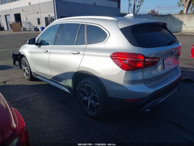2018 BMW X1 WBXHU7C38J5L09275 Photo 2