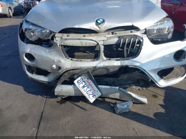 2018 BMW X1 WBXHU7C38J5L09275 Photo 5