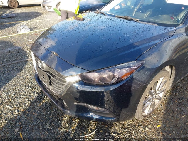 3MZBN1L38JM163819 Mazda Mazda3 Touring