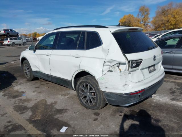 2020 VOLKSWAGEN TIGUAN 3VV2B7AX2LM069363 Photo 2