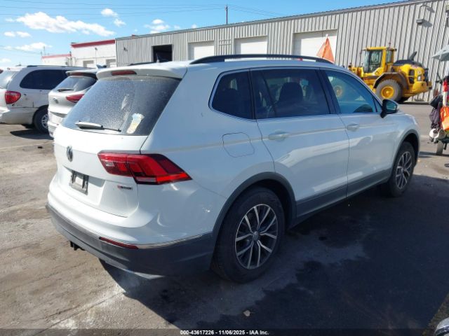 2020 VOLKSWAGEN TIGUAN 3VV2B7AX2LM069363 Photo 3