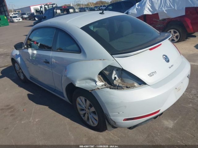 2017 VOLKSWAGEN BEETLE 3VWF17AT2HM614188 Photo 2