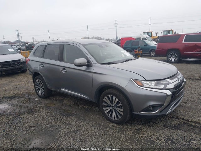 2020 MITSUBISHI OUTLANDER JA4AZ3A34LZ017852 Photo 0