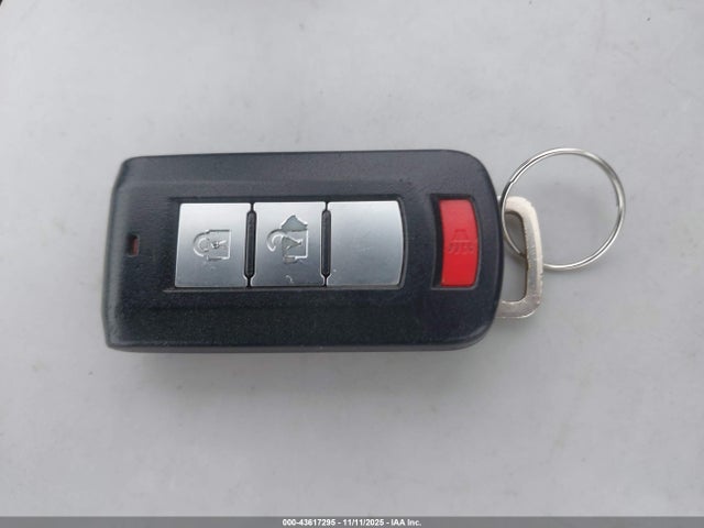 2020 MITSUBISHI OUTLANDER JA4AZ3A34LZ017852 Photo 10