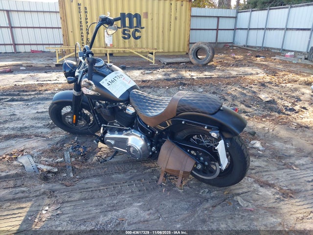 2020 HARLEY-DAVIDSON FLSL 1HD1YDJ15LB069480 Photo 2
