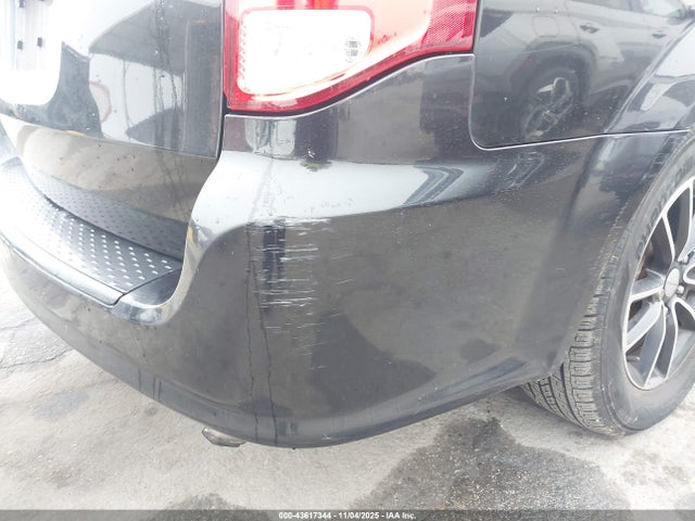 2C4RDGCG2FR634633 Dodge Grand Caravan Sxt