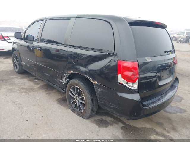 2C4RDGCG2FR634633 Dodge Grand Caravan Sxt