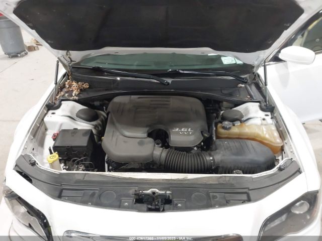 2014 CHRYSLER 300 2C3CCAGG2EH183163 Photo 9