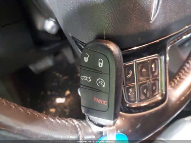 2014 CHRYSLER 300 2C3CCAGG2EH183163 Photo 10