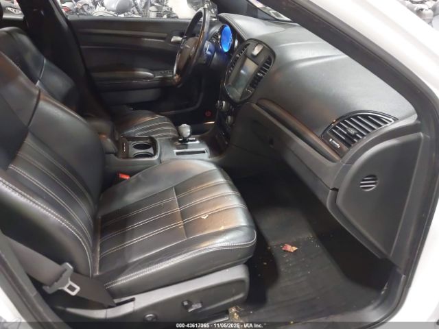 2014 CHRYSLER 300 2C3CCAGG2EH183163 Photo 4