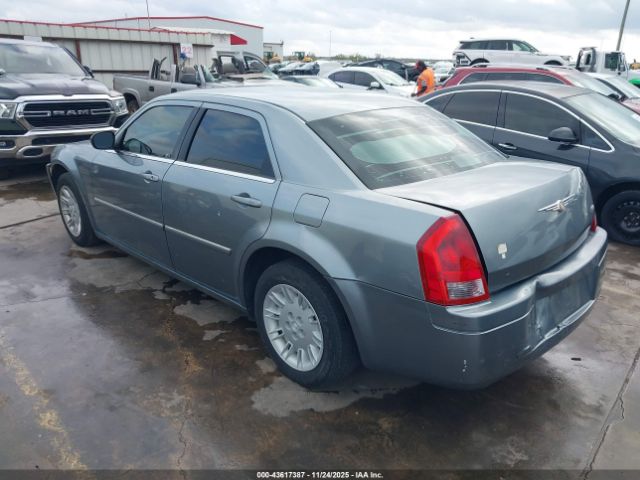 2007 CHRYSLER 300 2C3KA43R17H780625 Photo 2