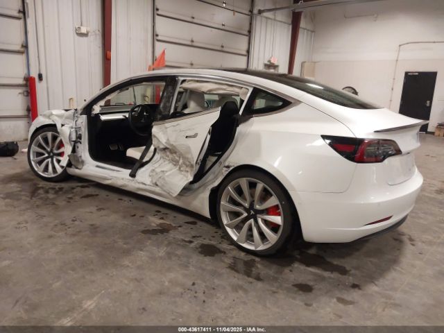 2018 TESLA MODEL 3 5YJ3E1EB2JF081729 Photo 2
