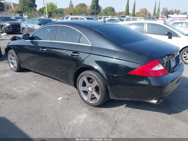 2007 MERCEDES-BENZ CLS 550 WDDDJ72X07A112468 Photo 2