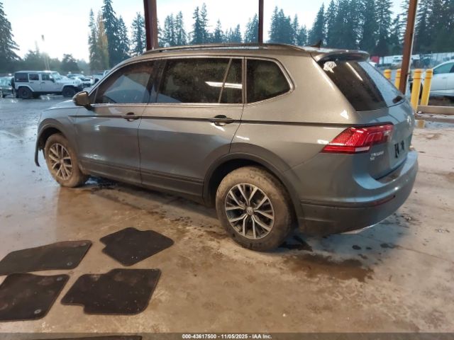 2019 VOLKSWAGEN TIGUAN 3VV2B7AX8KM069396 Photo 2