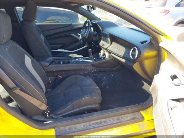 2017 CHEVROLET CAMARO 1G1FA1RX9H0193606 Photo 4