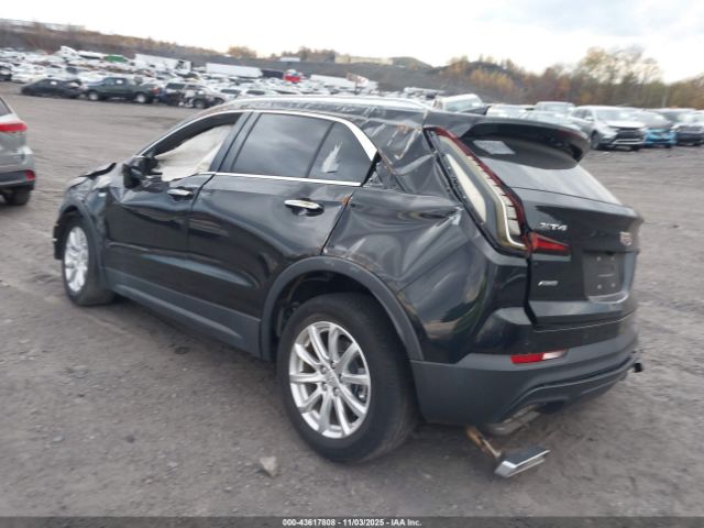 2019 CADILLAC XT4 1GYFZBR44KF188808 Photo 2