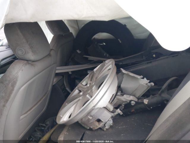 2019 CADILLAC XT4 1GYFZBR44KF188808 Photo 7