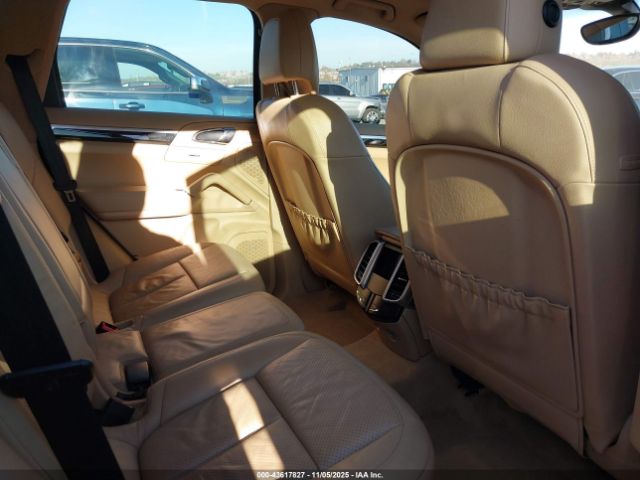 2012 PORSCHE CAYENNE WP1AA2A2XCLA00716 Photo 7