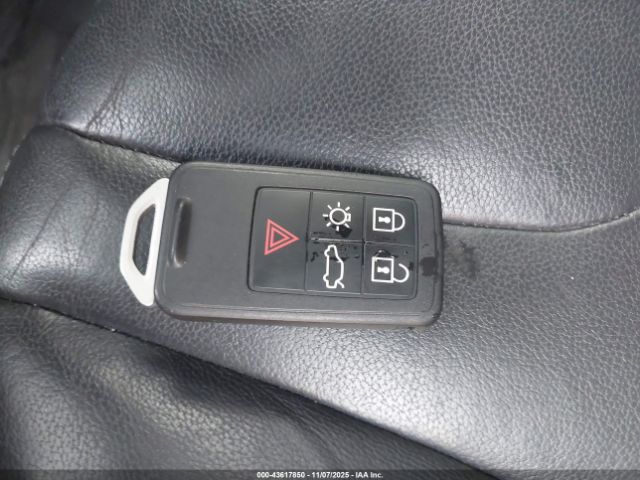 2018 VOLVO V60 CROSS COUNTRY YV440MWK8J2057311 Photo 10