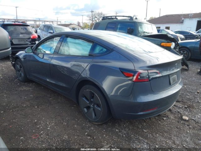 2023 TESLA MODEL 3 5YJ3E1EA2PF679061 Photo 2