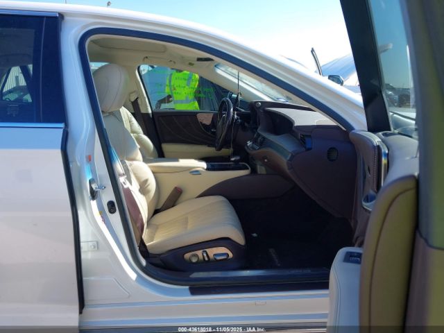 2018 LEXUS LS 500 JTHB51FF0J5004662 Photo 4