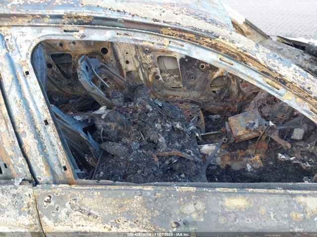 2011 AUDI A4 WAUHFAFL8BN039026 Photo 4