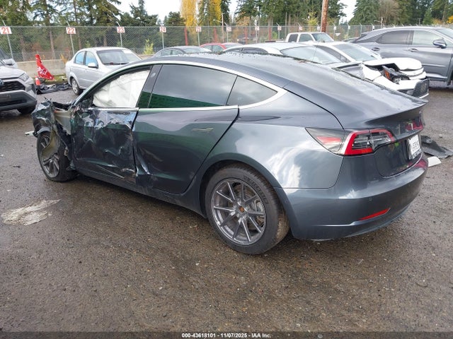 2020 TESLA MODEL 3 5YJ3E1EB9LF651325 Photo 2