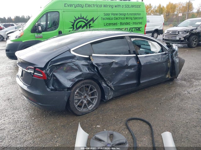 2020 TESLA MODEL 3 5YJ3E1EB9LF651325 Photo 3