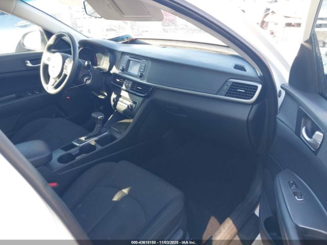 2016 KIA OPTIMA KNAGT4L37G5095752 Photo 4
