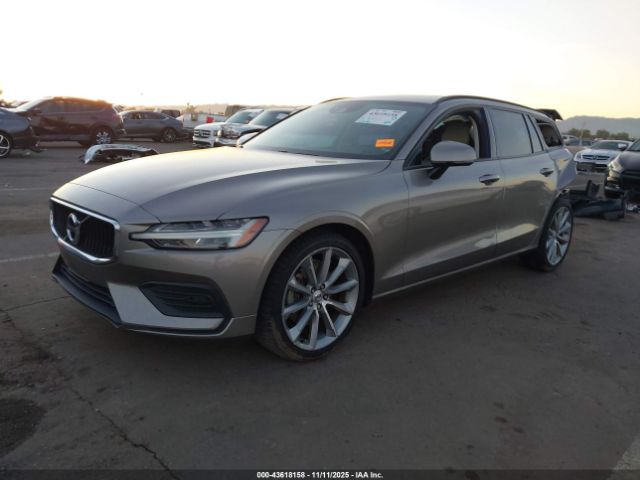 2020 VOLVO V60 YV1102EK8L2376930 Photo 1