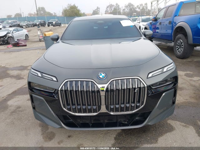 BMW I7 Xdrive60 2024 WBY53EJ09RCP97870 Image 12
