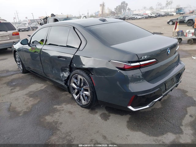 2024 BMW I7 WBY53EJ09RCP97870 Photo 2