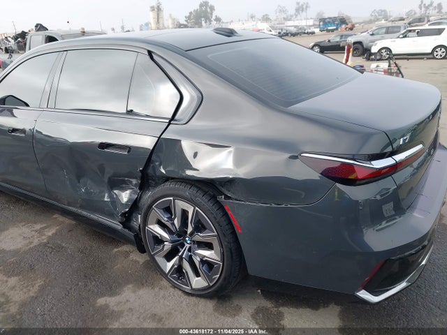 2024 BMW I7 WBY53EJ09RCP97870 Photo 5