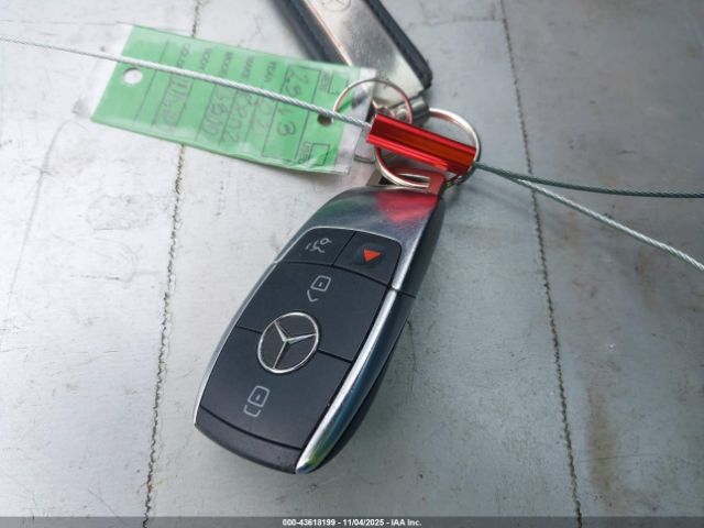 2021 MERCEDES-BENZ C 300 W1KWF8DB2MR617510 Photo 10