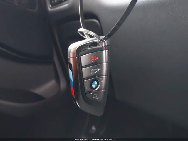 2022 BMW X7 5UXCW2C09N9M89860 Photo 10