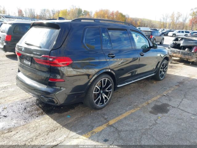 2022 BMW X7 5UXCW2C09N9M89860 Photo 3