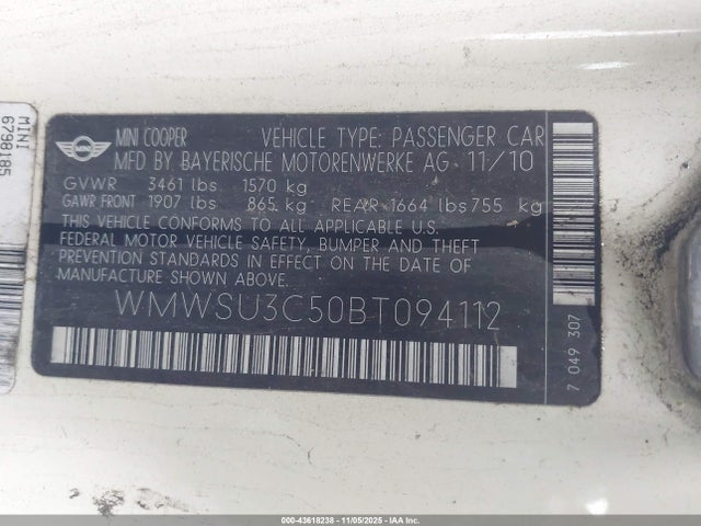 2011 MINI COOPER WMWSU3C50BT094112 Photo 8