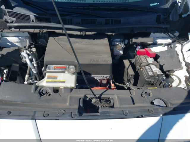 2022 NISSAN LEAF 1N4AZ1CV8NC555197 Photo 9