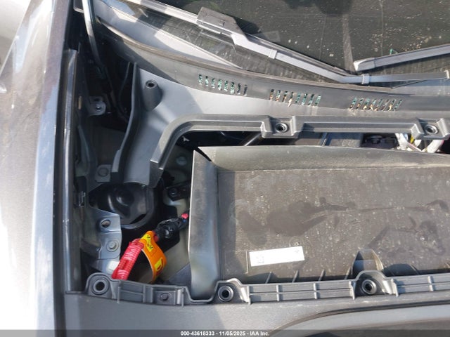 2026 TESLA MODEL Y 7SAYGDEE1TA386881 Photo 9