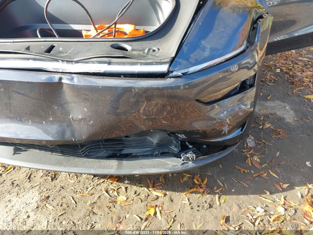 2026 TESLA MODEL Y 7SAYGDEE1TA386881 Photo 5