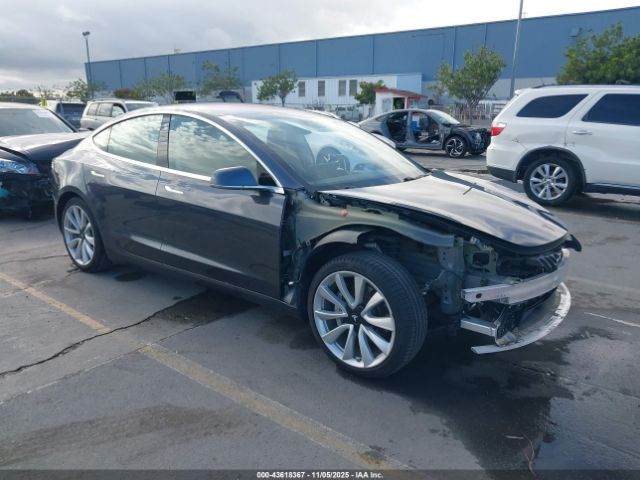 2018 TESLA MODEL 3 5YJ3E1EA2JF023742 Photo 0