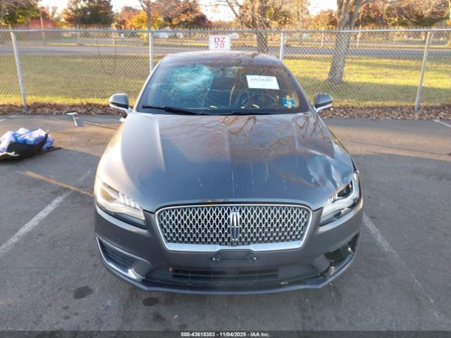 2017 LINCOLN MKZ 3LN6L5E98HR645900 Photo 5